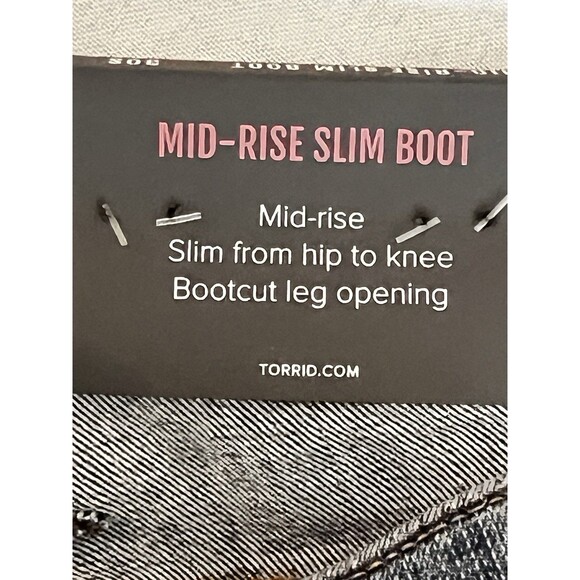 Torrid Women's Jeans Mid-Rise Slim Boot Vintage Stretch Size 30S Blue Denim NWT - Picture 11 of 16